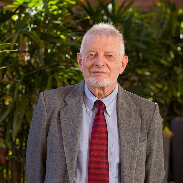 Headshot of Daniel McFadden