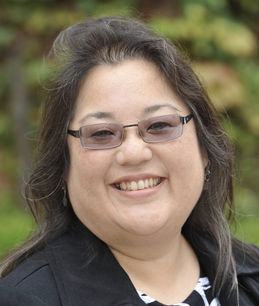 Lois M. Takahashi headshot